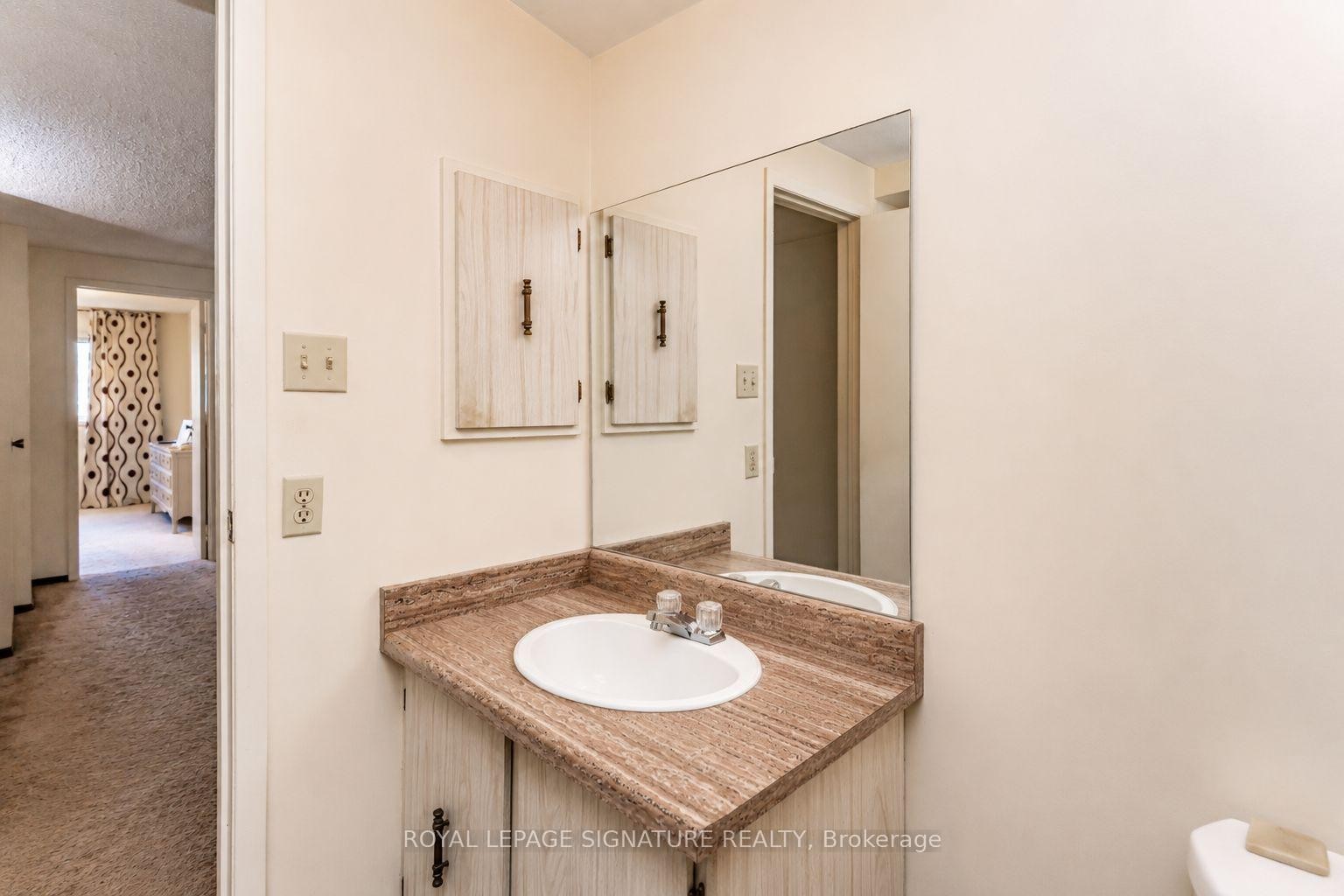 4040 Silverhaze Road, Mississauga, ON - Indoor Photo Showing Bathroom