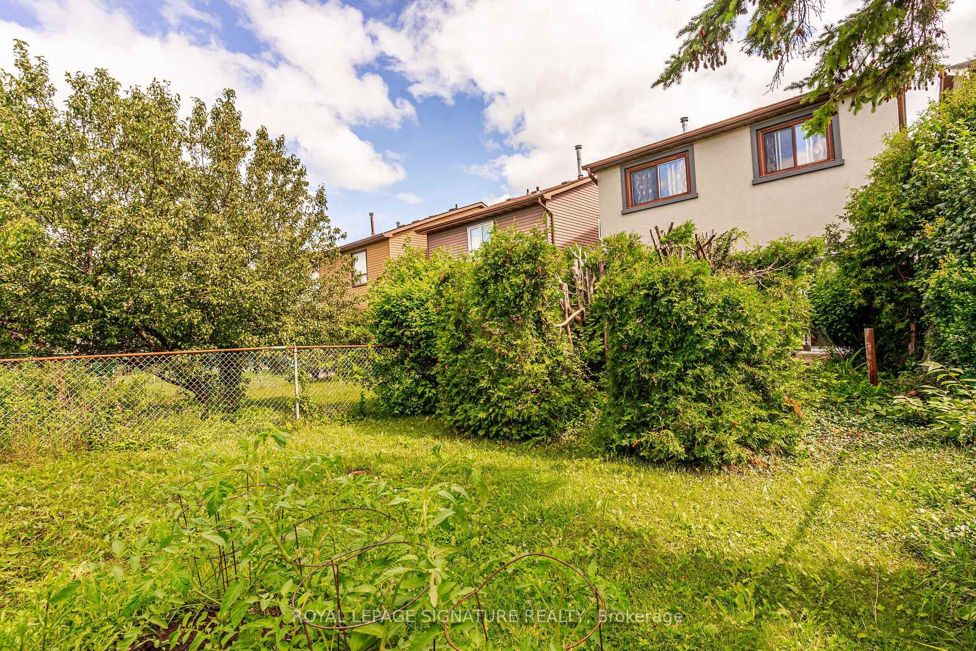 4040 Silverhaze Road, Mississauga, ON - Outdoor