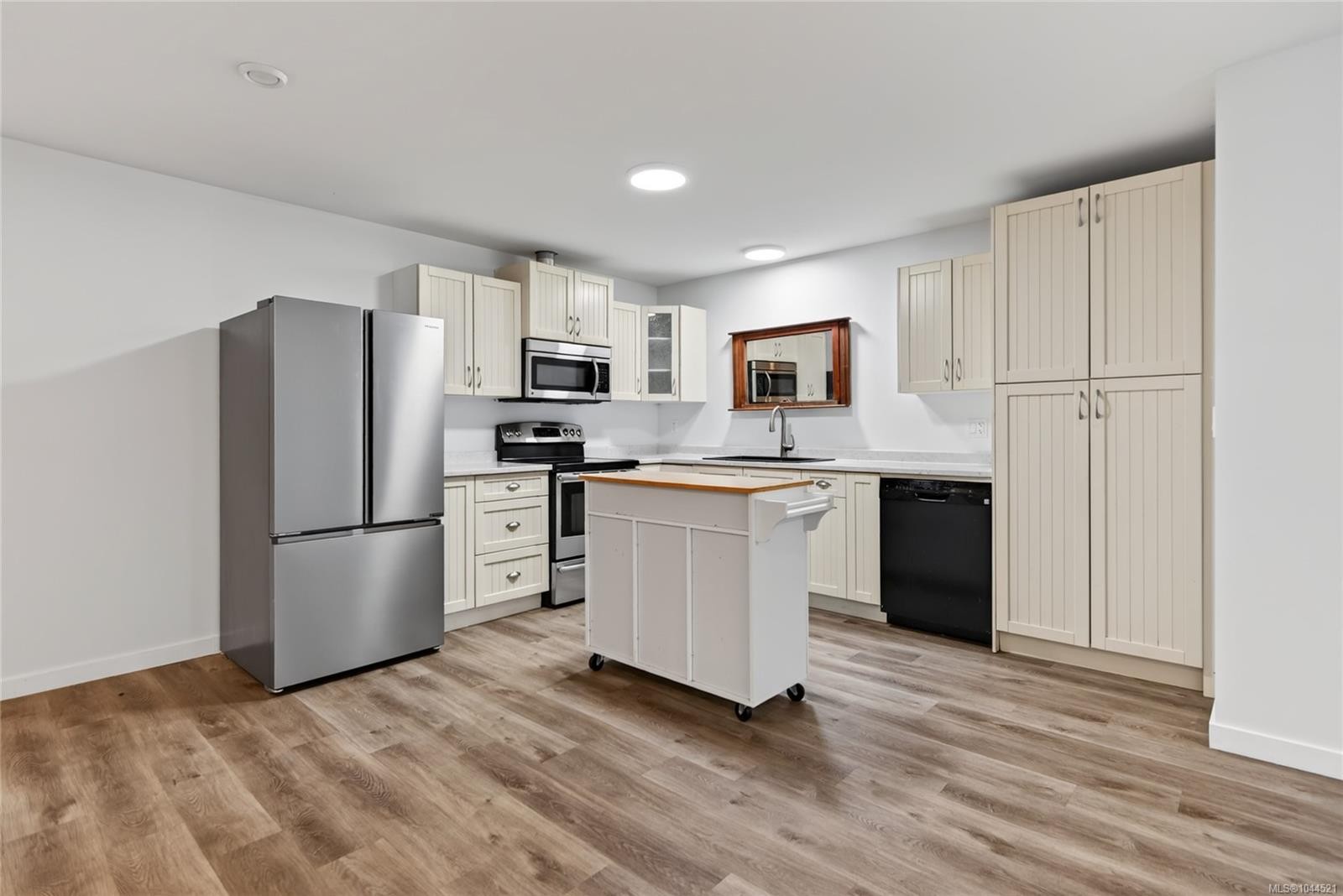 2129 Blue Jay Pl, Courtenay, BC