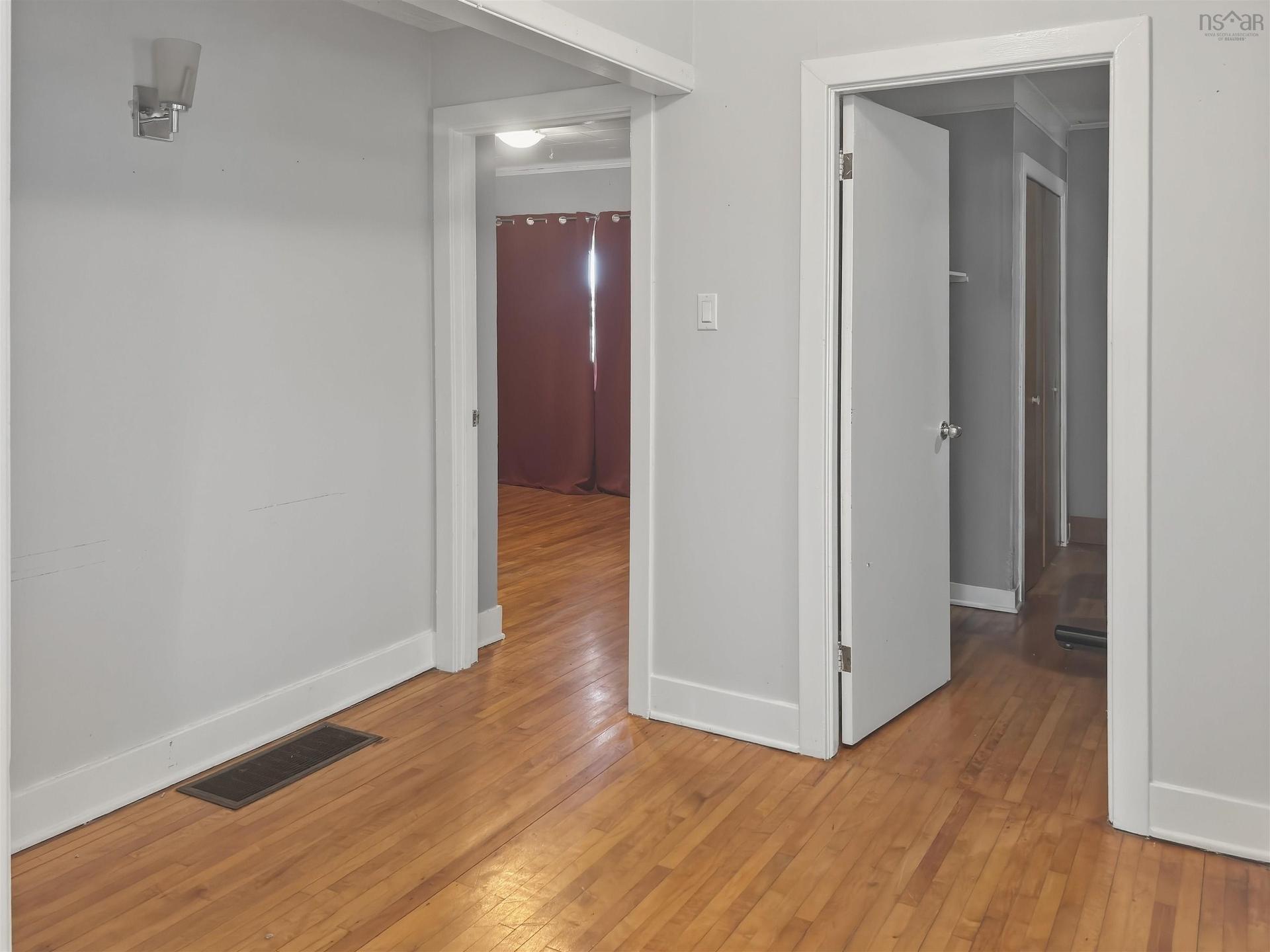 119 Pier Road, Parrsboro, NS - Indoor Photo Showing Other Room