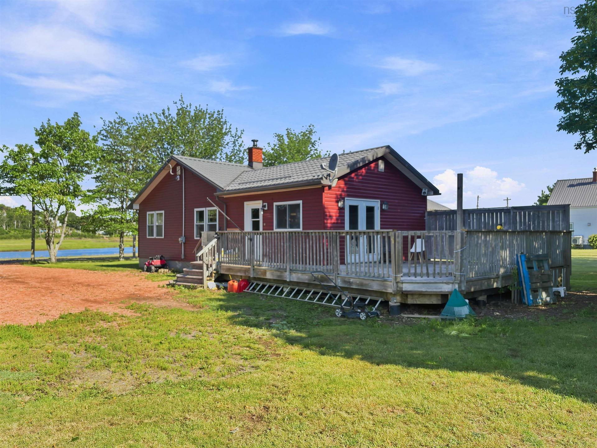 119 Pier Road, Parrsboro, NS - Outdoor With Deck Patio Veranda