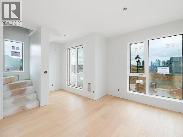 1-244 Witch Hazel Drive, Whitehorse, YT - Indoor Photo Showing Other Room