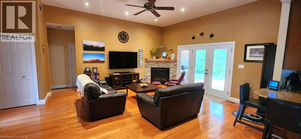110 Monck Square, Deep River, ON - Indoor Photo Showing Living Room With Fireplace