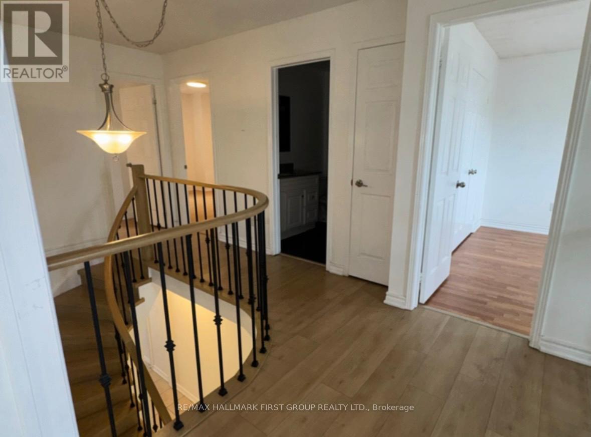 6 Carruthers Crescent, Barrie, ON - Indoor Photo Showing Other Room