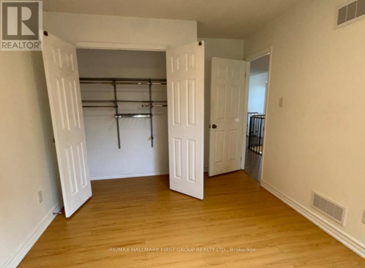 6 Carruthers Crescent, Barrie, ON - Indoor Photo Showing Other Room