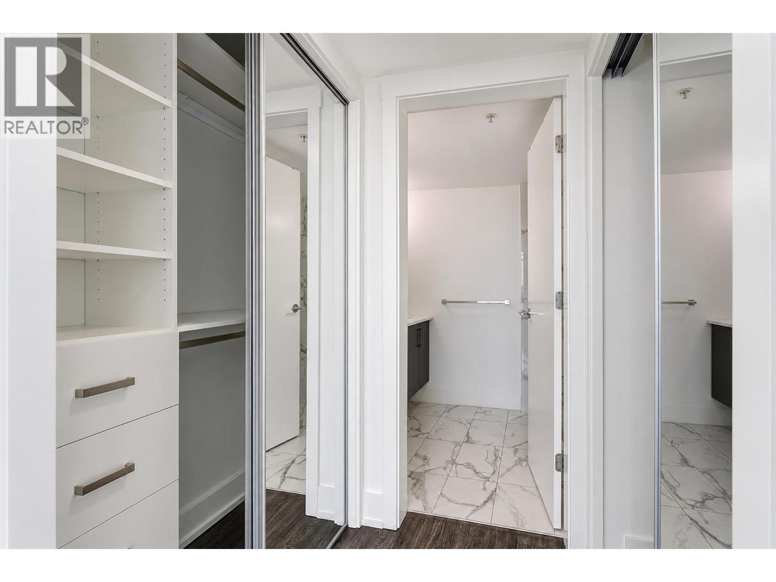 1588 Ellis Street Unit# 1501, Kelowna, BC - Indoor Photo Showing Other Room