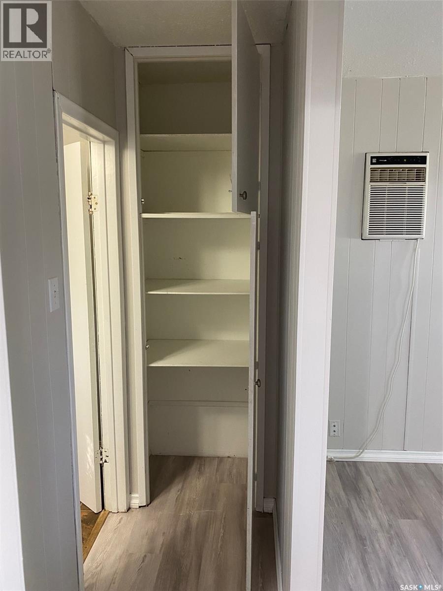 316 5Th Street W, Carlyle, SK - Indoor Photo Showing Other Room