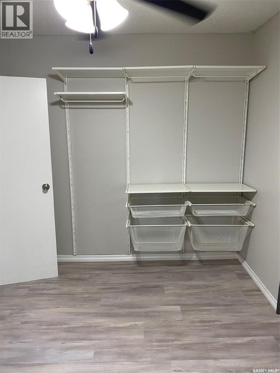 316 5Th Street W, Carlyle, SK - Indoor