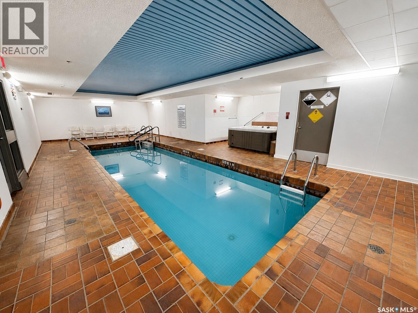 1401 430 5Th Avenue N, Saskatoon, SK - Indoor Photo Showing Other Room With In Ground Pool