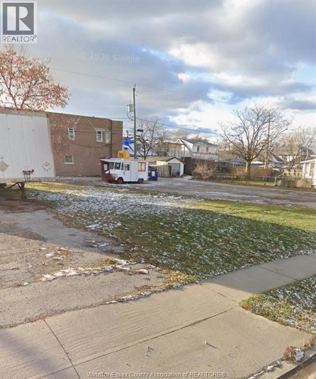 1639 Cadillac, Windsor, ON