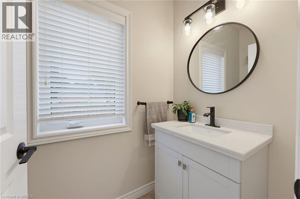 63A Clench Avenue, Brantford, ON - Indoor Photo Showing Bathroom