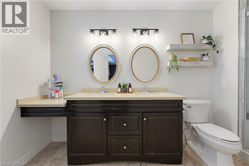 63A Clench Avenue, Brantford, ON - Indoor Photo Showing Bathroom
