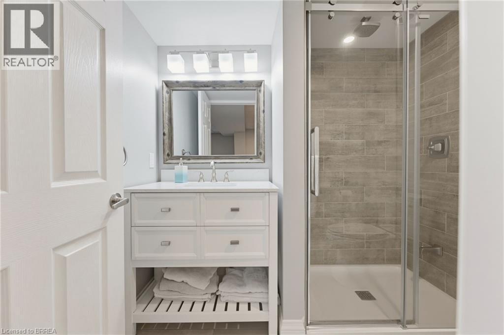 63A Clench Avenue, Brantford, ON - Indoor Photo Showing Bathroom