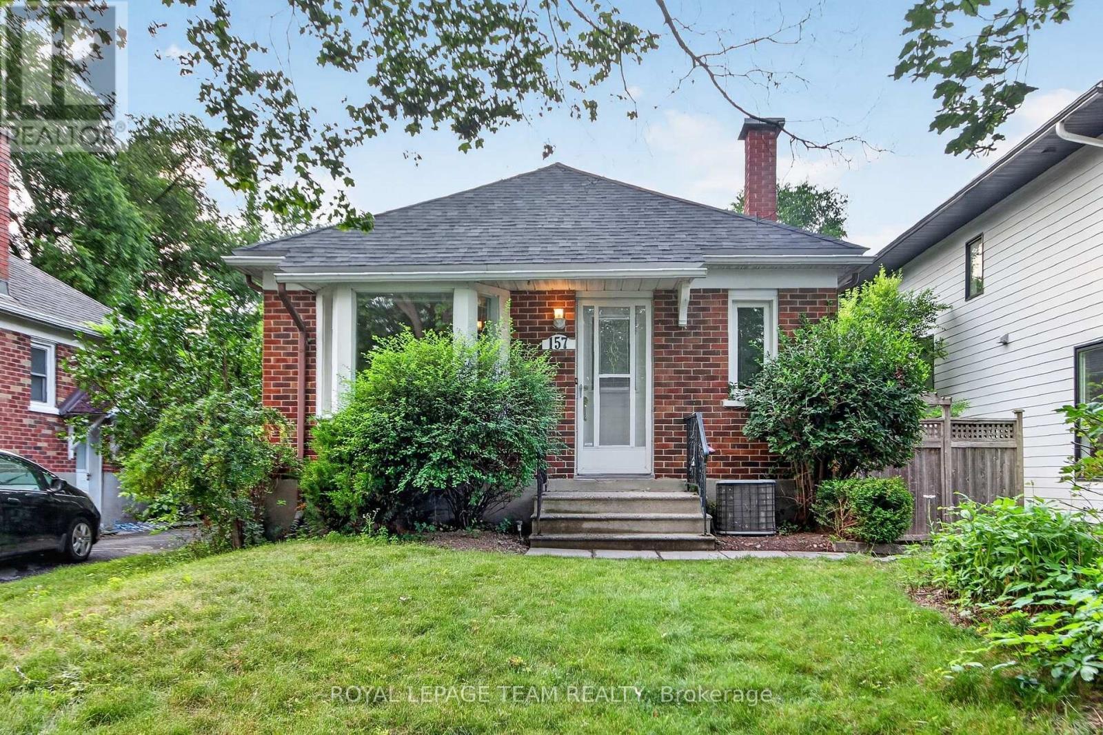 157 Mulvihill Avenue, Ottawa, ON - Outdoor