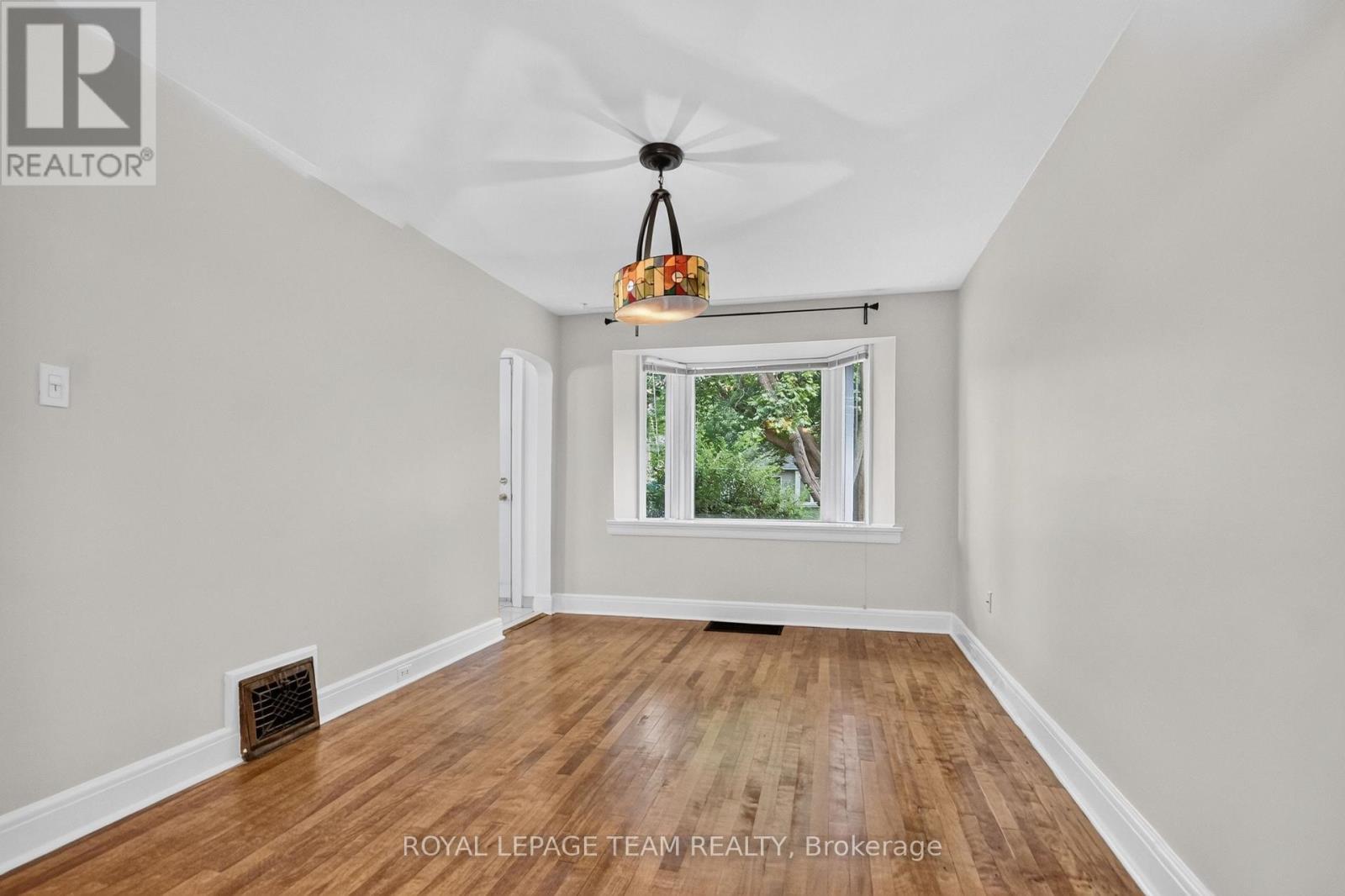 157 Mulvihill Avenue, Ottawa, ON - Indoor Photo Showing Other Room