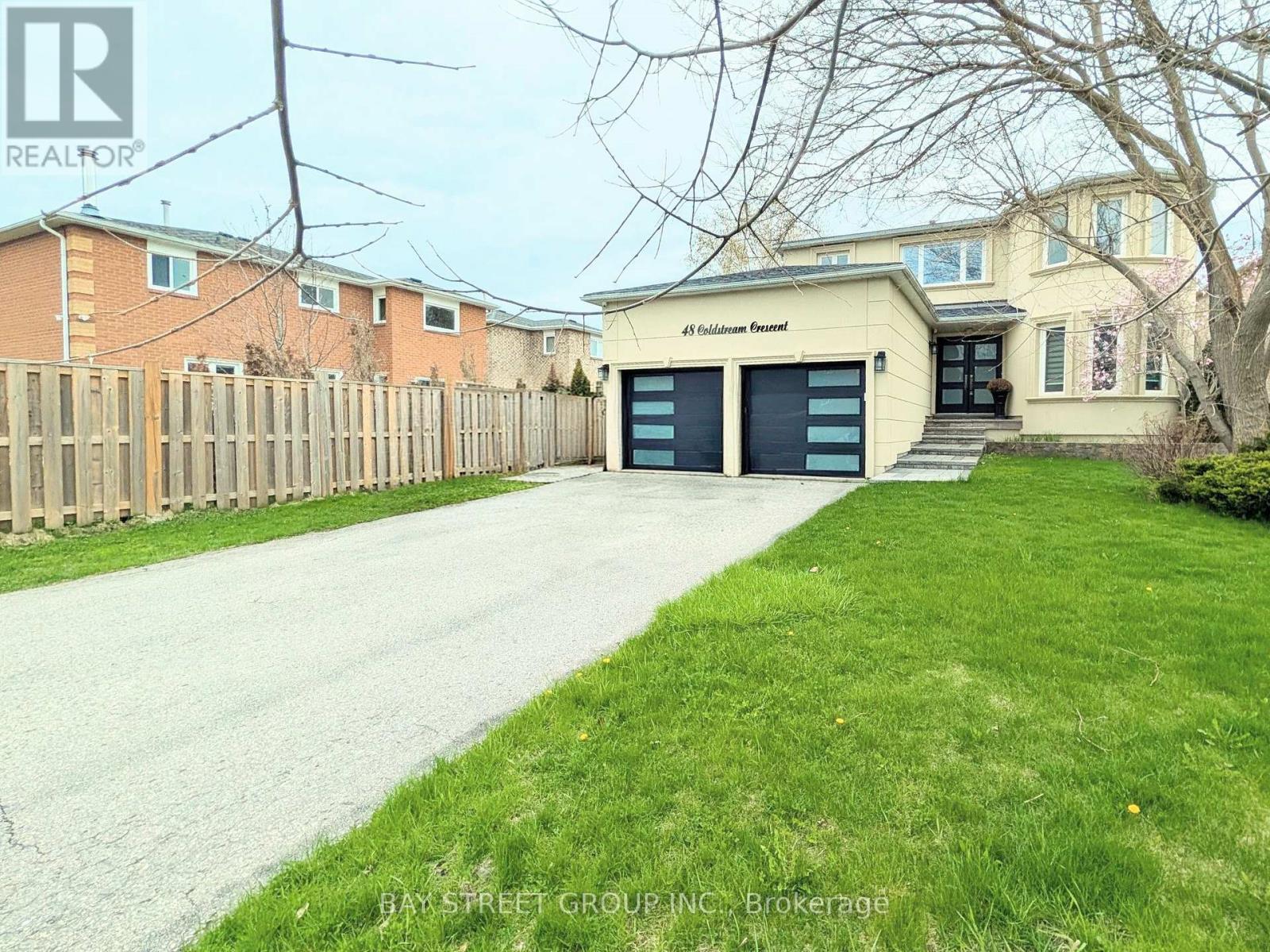 48 Coldstream Crescent, Richmond Hill, ON - Outdoor