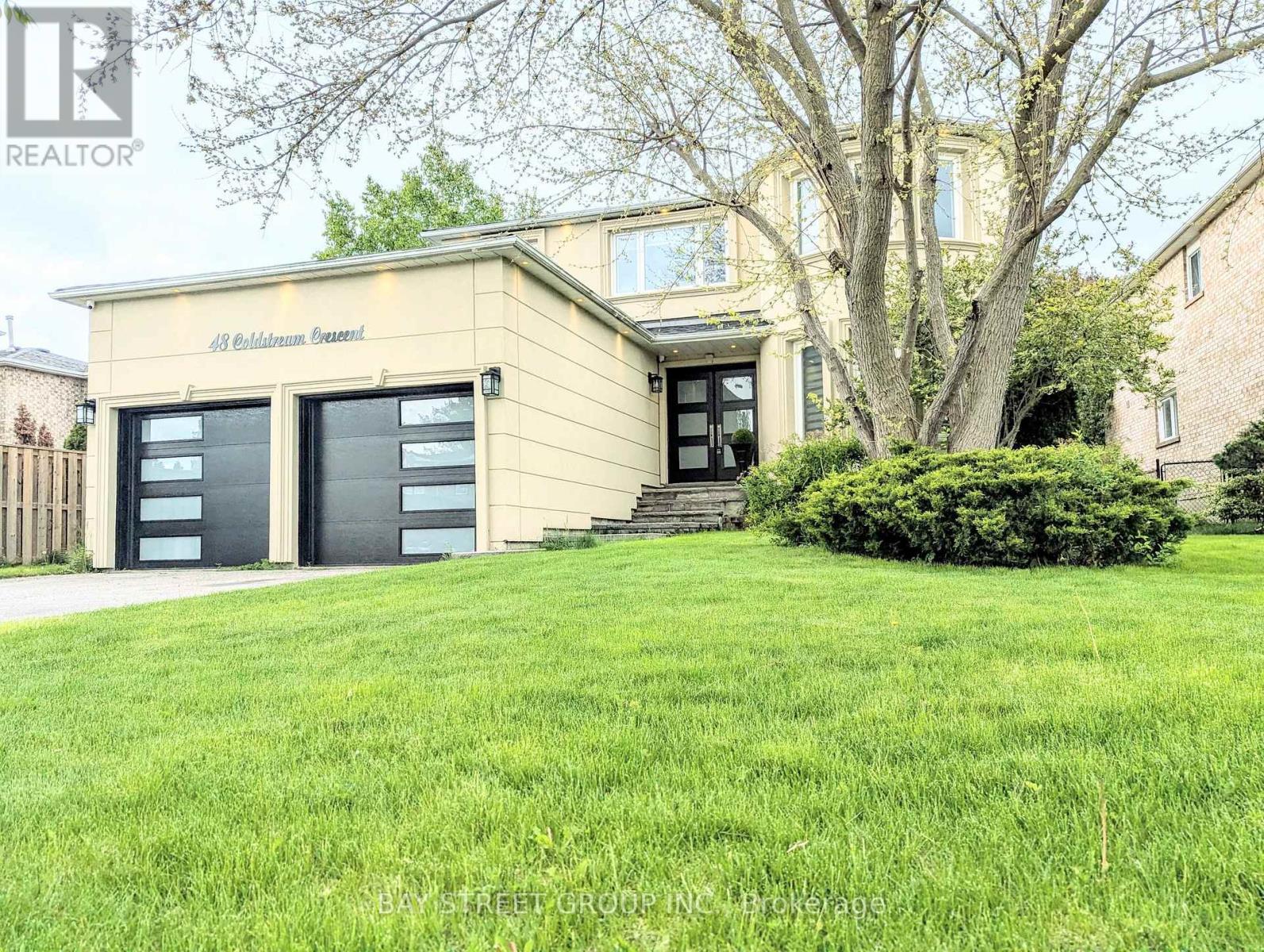 48 Coldstream Crescent, Richmond Hill, ON - Outdoor