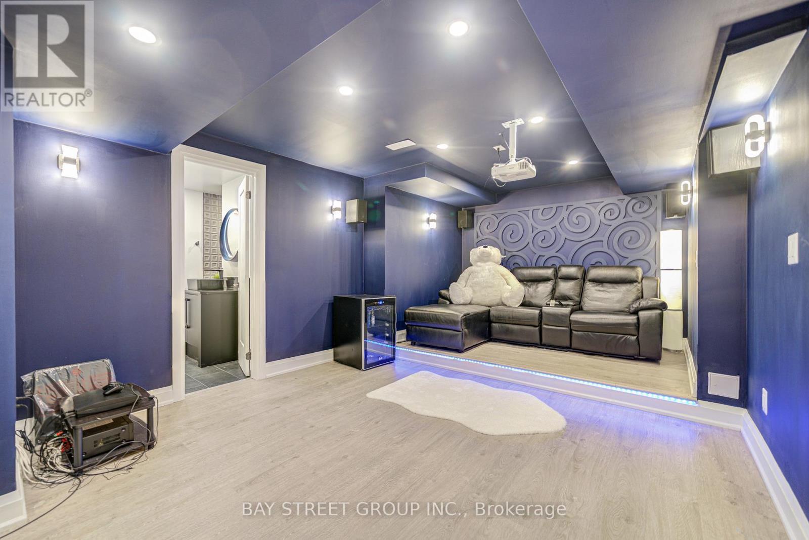 48 Coldstream Crescent, Richmond Hill, ON - Indoor Photo Showing Other Room