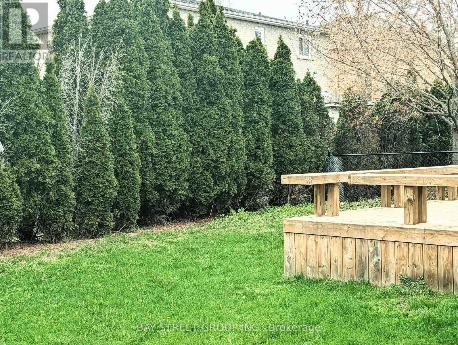 48 Coldstream Crescent, Richmond Hill, ON - Outdoor