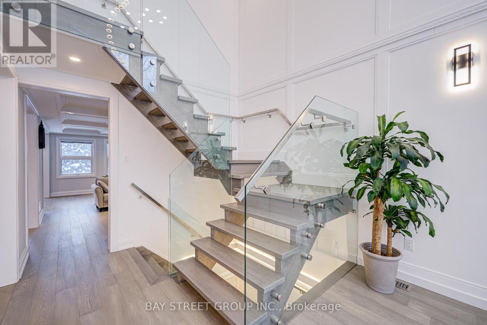 48 Coldstream Crescent, Richmond Hill, ON - Indoor Photo Showing Other Room