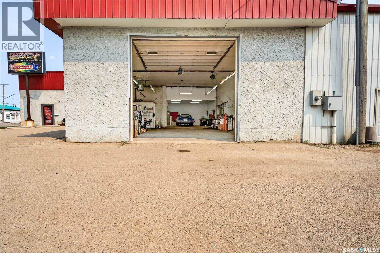 751 High Street W, Moose Jaw, SK