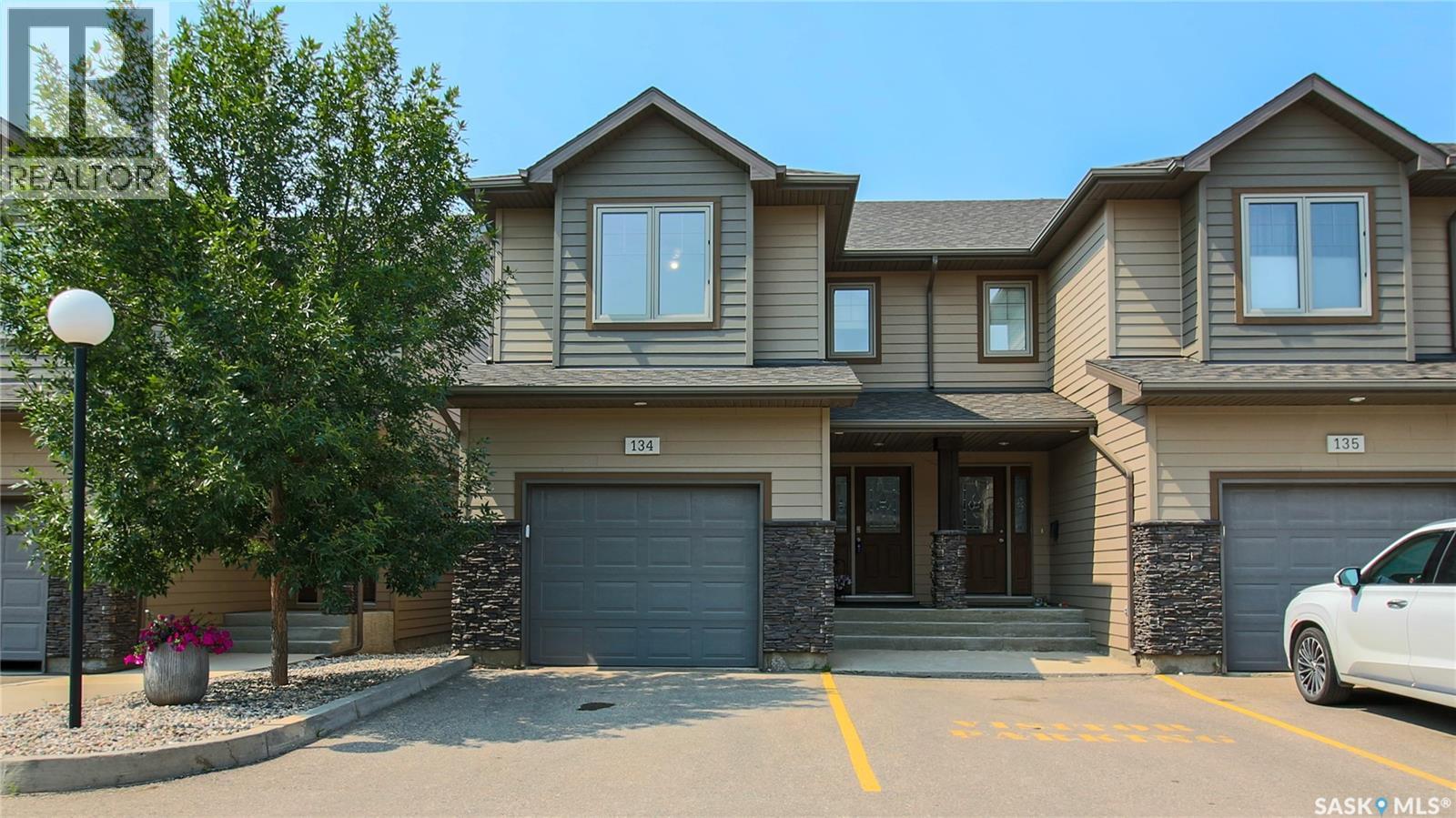 134 4100 Sandhill Crescent, Regina, SK - Outdoor With Facade