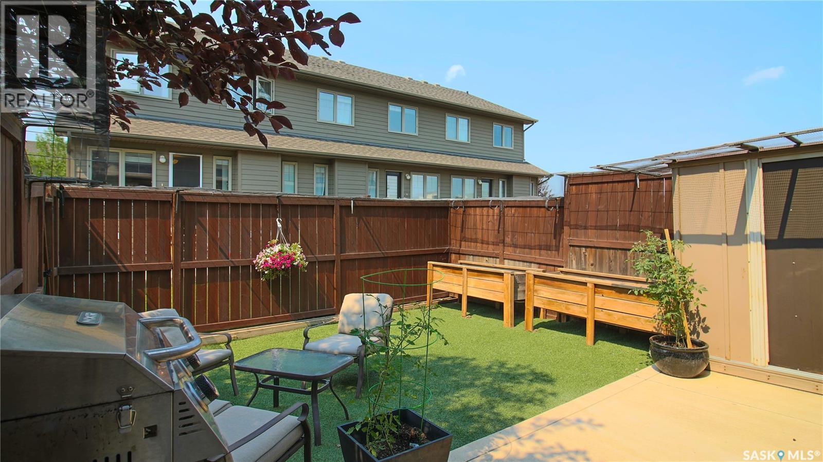 134 4100 Sandhill Crescent, Regina, SK - Outdoor With Deck Patio Veranda