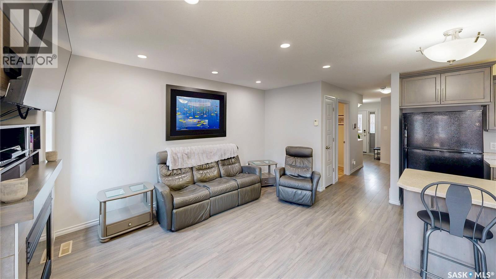 134 4100 Sandhill Crescent, Regina, SK - Indoor