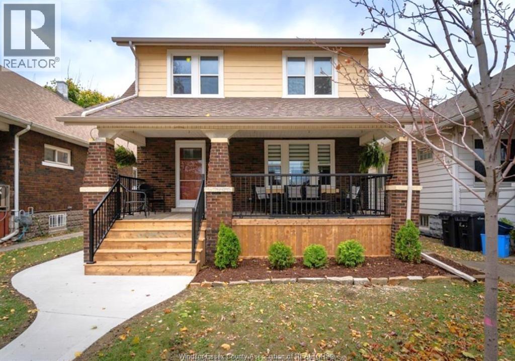 1748 Hall Avenue Unit# Main, Windsor, ON - Outdoor With Deck Patio Veranda