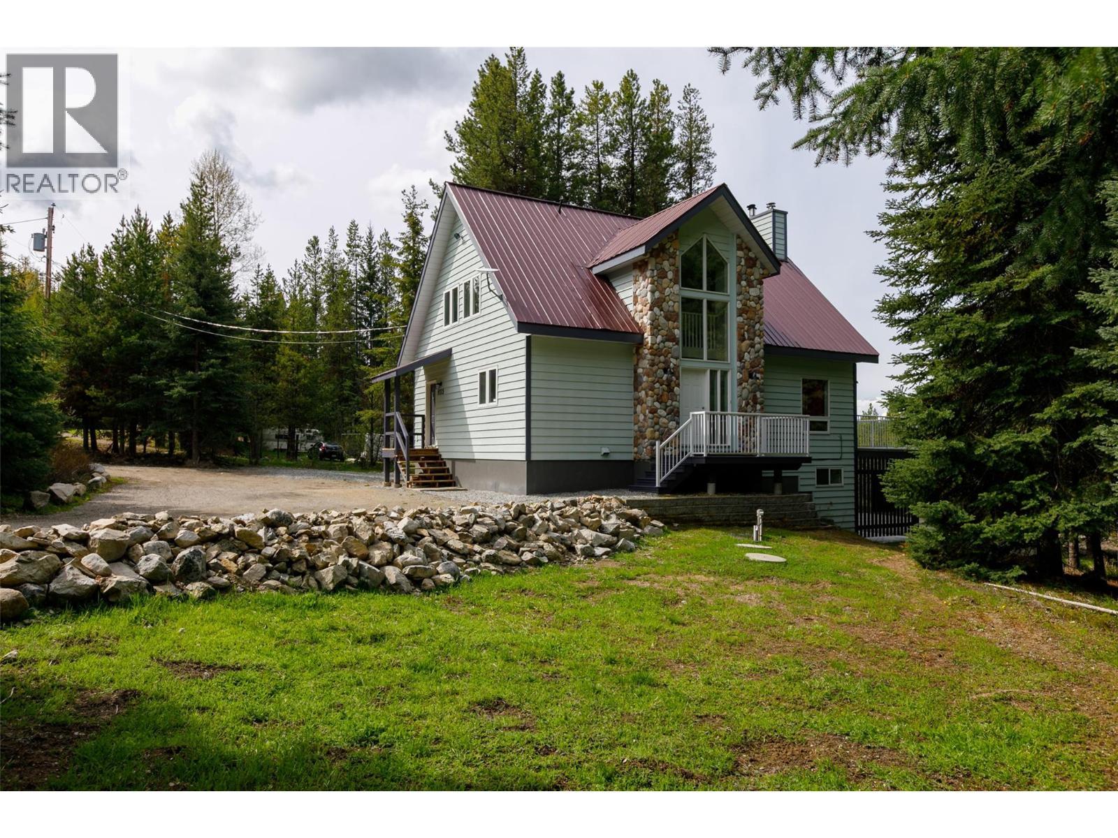9315 Paradise Road, Kelowna, BC - Outdoor
