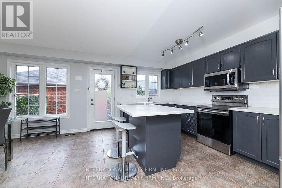 1855 Appleby Line, Burlington, ON - Indoor Photo Showing Kitchen