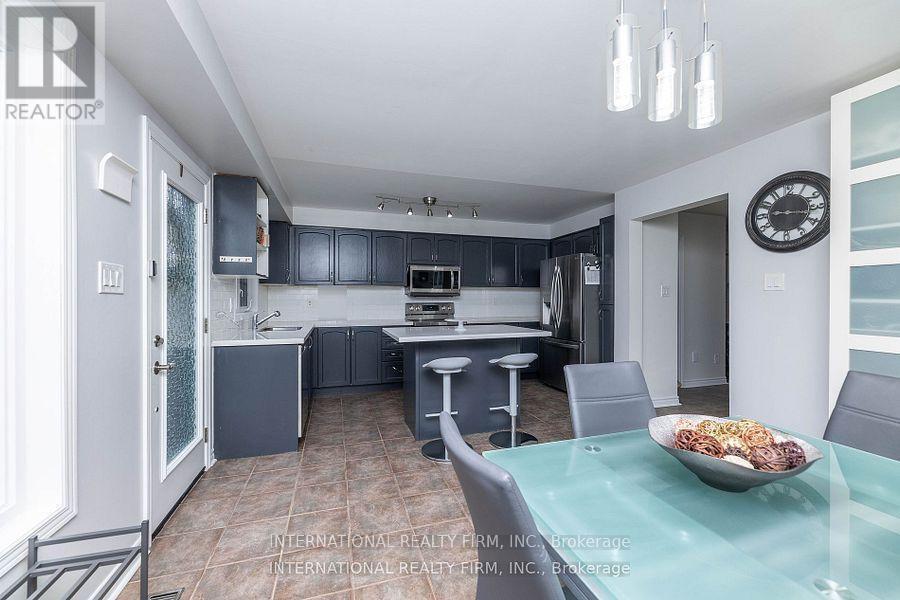 1855 Appleby Line, Burlington, ON - Indoor