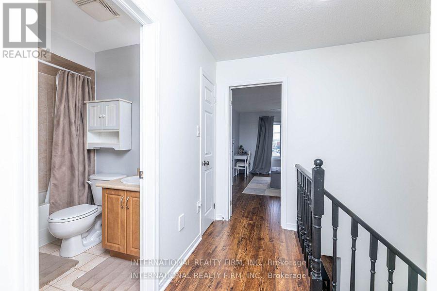 1855 Appleby Line, Burlington, ON - Indoor