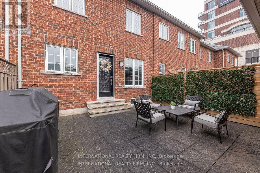 1855 Appleby Line, Burlington, ON - Outdoor With Exterior