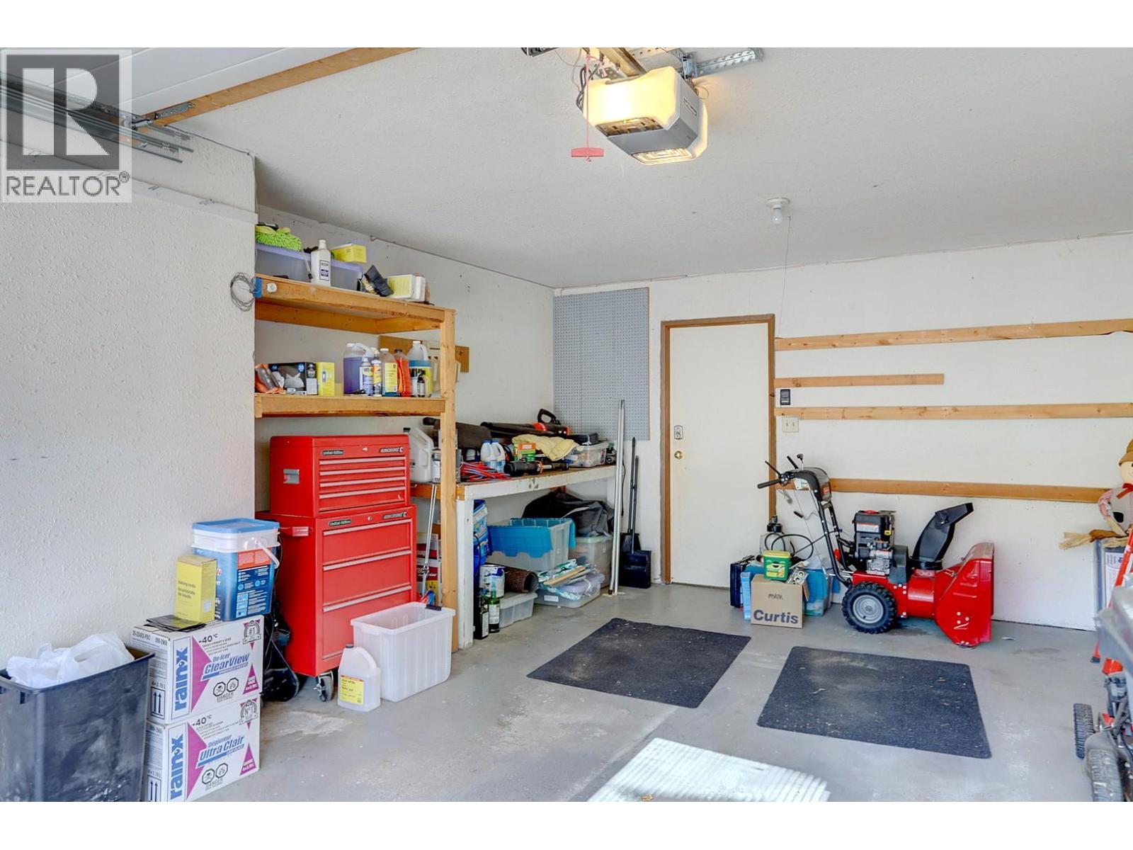 8405 Postill Drive, Coldstream, BC - Indoor Photo Showing Garage