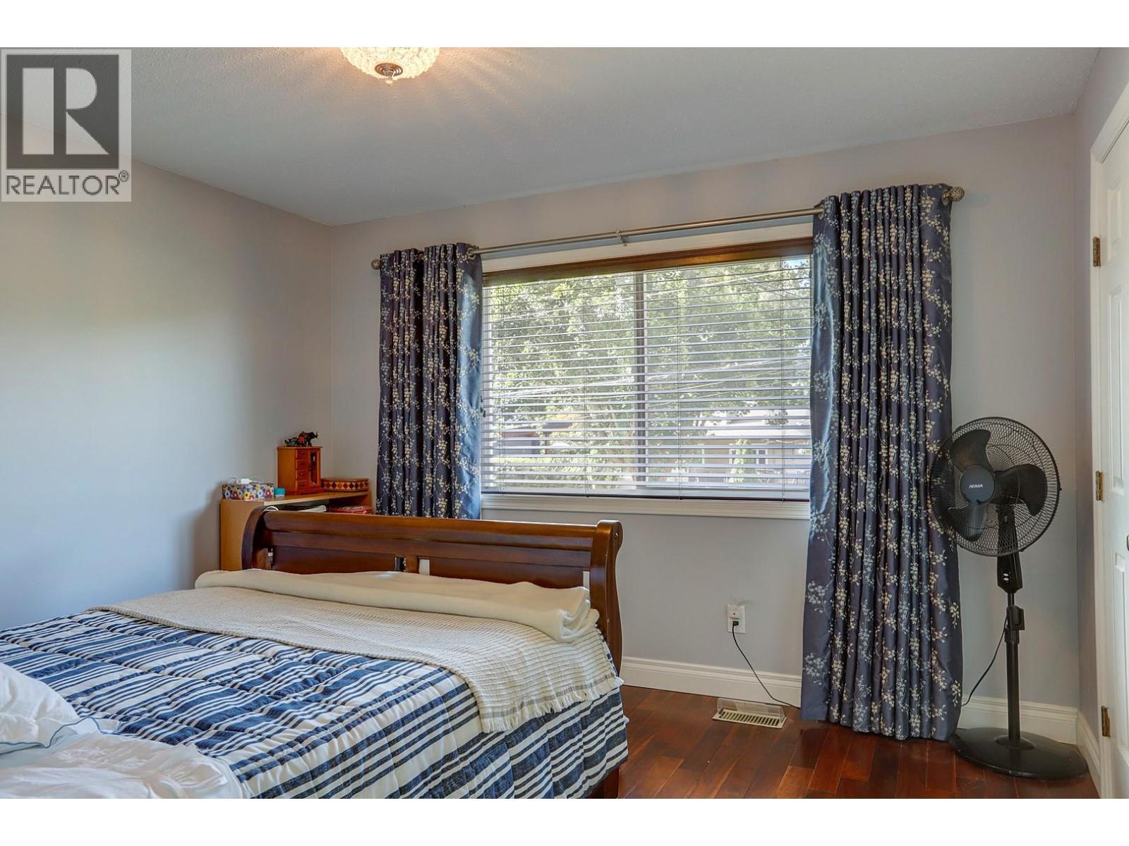 8405 Postill Drive, Coldstream, BC - Indoor Photo Showing Bedroom
