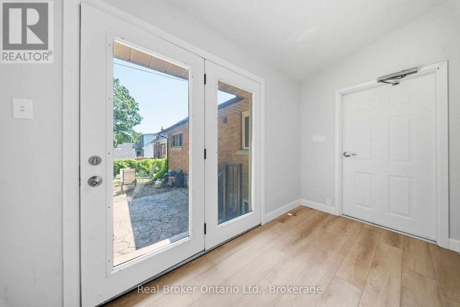 80 Jackson Avenue, Kitchener, ON - Indoor Photo Showing Other Room