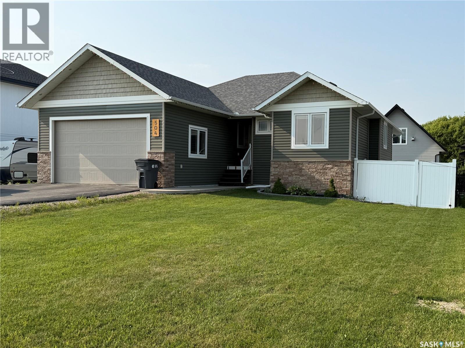 504 Wright Road, Moosomin, SK - Outdoor