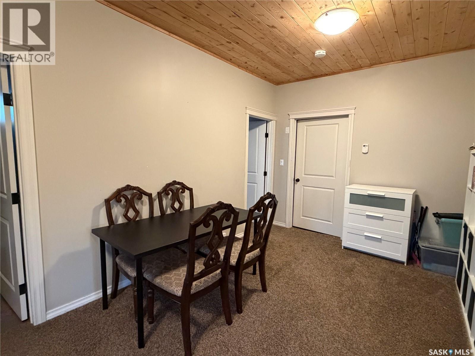 504 Wright Road, Moosomin, SK - Indoor