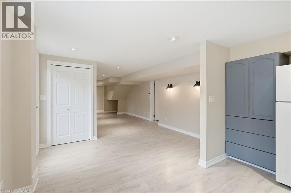 Dining Area - 5 Manor Crescent, Grimsby, ON - Indoor Photo Showing Other Room