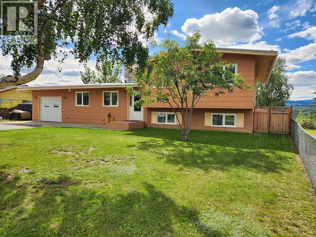 242 Dawson Drive, Faro, YT - Outdoor
