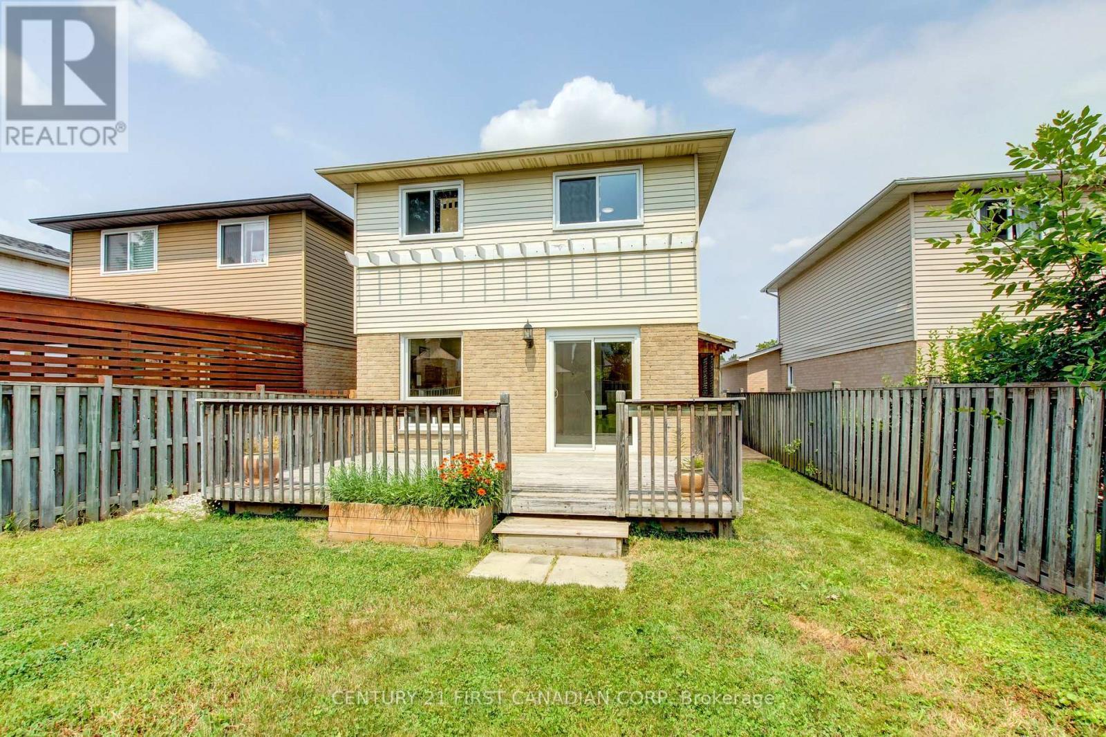 79 Newbridge Crescent, Brampton (Westgate), ON - Outdoor With Deck Patio Veranda