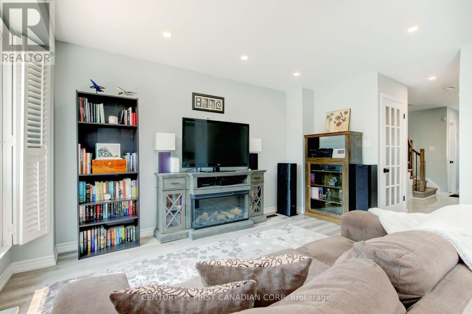 79 Newbridge Crescent, Brampton (Westgate), ON - Indoor Photo Showing Other Room