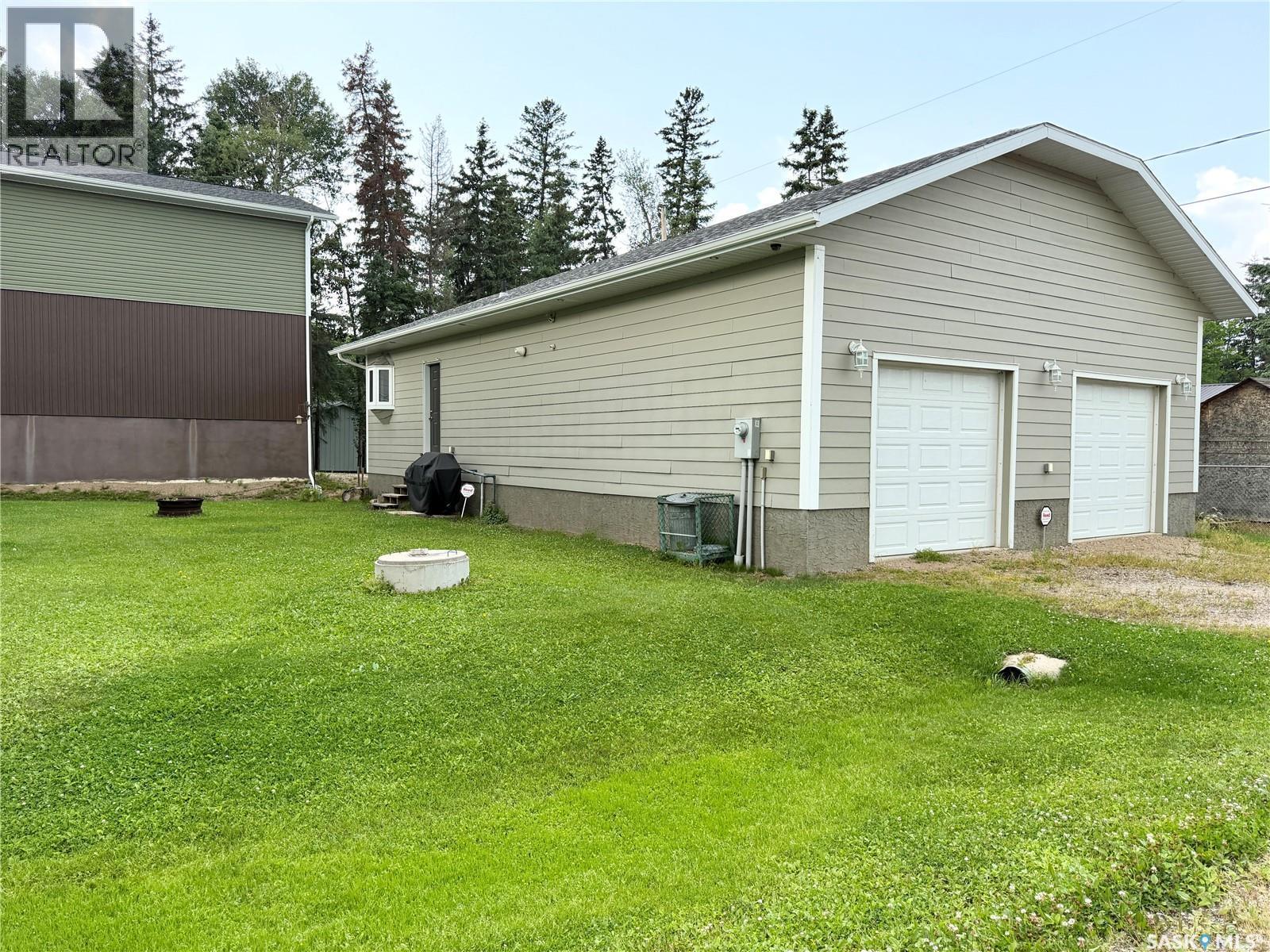 123 Chitek Drive, Chitek Lake, SK - Outdoor With Exterior