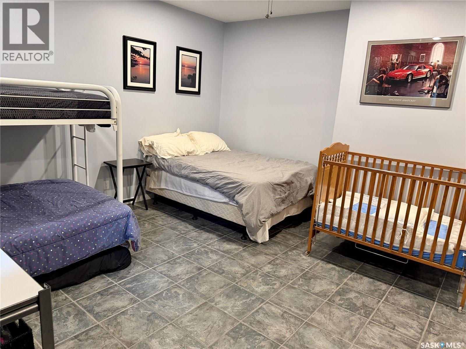 123 Chitek Drive, Chitek Lake, SK - Indoor Photo Showing Bedroom