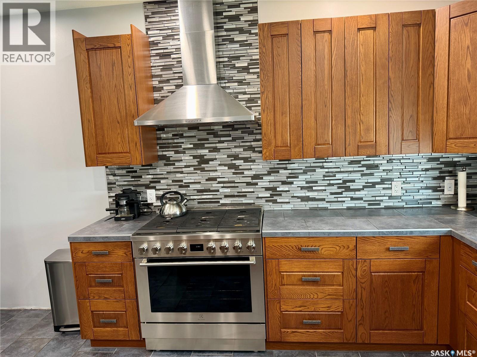 123 Chitek Drive, Chitek Lake, SK - Indoor Photo Showing Kitchen