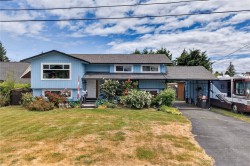 1215 Gilley Cres Parksville, BC V9P 1W4