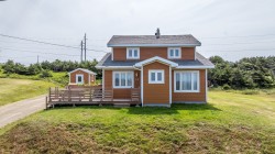 74 Ch. Abdon Les Îles-De-La-Madeleine, QC G4T 8A7
