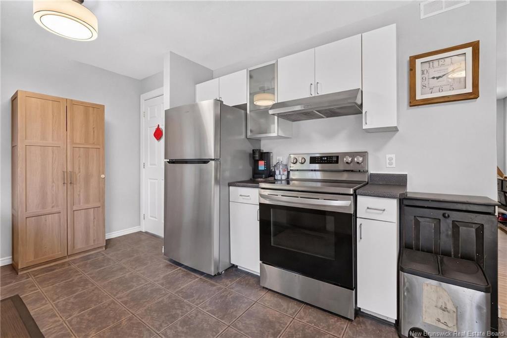 188 Gould, Dieppe, NB