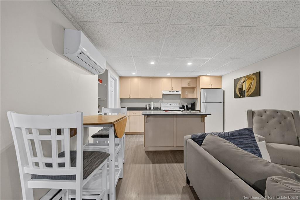 188 Gould, Dieppe, NB